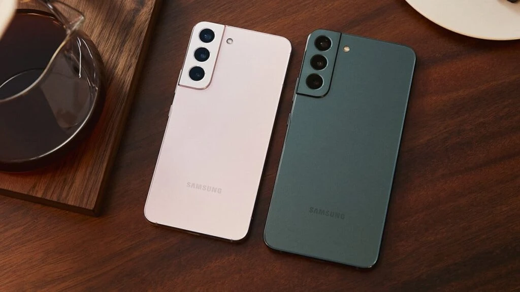 Samsung Galaxy S22 series resmi dapat update besar untuk terakhir kalinya dengan tampilan One UI terbaru berbasis Android 15